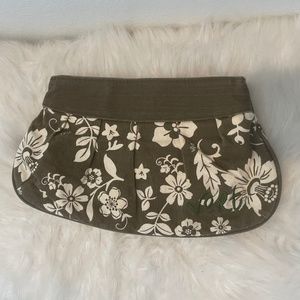 Vert Cream and Brown Floral Canvas Clutch Bag; 9"x6"
